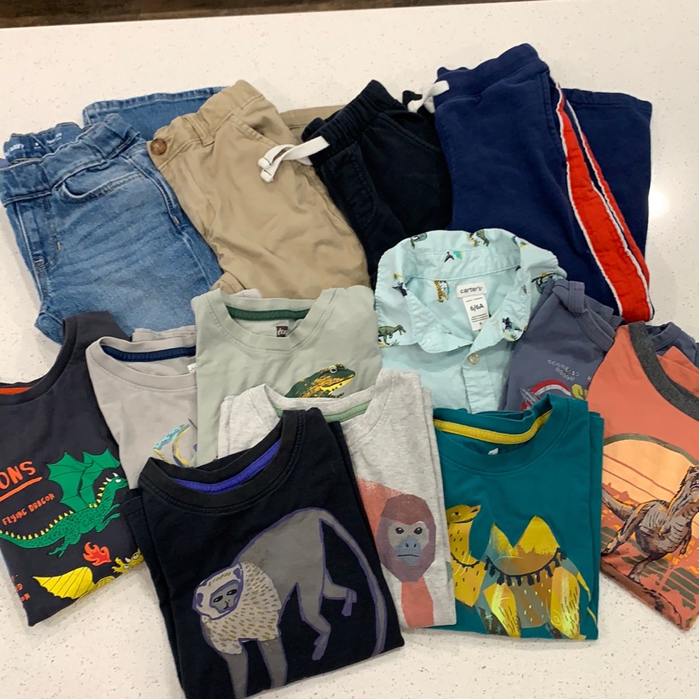 Boys mixed brand pants and t-shirt lot sizes 6 and 7